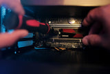 ✔️ Samsung 990 PRO NVMe M.2 SSD mit Heatsink, 1 TB, PCIe 4.0, 7.450 MB/s Lesen, 6.900 MB/s Schreiben, Interne SSD für PC-/Konsolen-Gaming und Videobearbeitung, MZ-V9P1T0CW