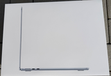 ✔️ Apple MacBook Air (13", Apple M4 Chip mit 10‑Core CPU und 8‑Core GPU, 16GB Gemeinsamer Arbeitsspeicher, 256 GB) - Himmelblau
