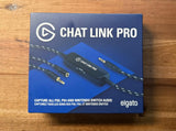 ✔️ Elgato 4K X + ELGATO - Chat Link Pro Vitrinenaussteller- Capture bis zu 4K144 mit Ultra-Low Latency, PS5/Pro, Xbox Series X/S, Nintendo Switch, OBS und vieles mehr, HDMI 2.1, VRR, HDR10, USB 3.2 Gen 2, für Streaming & Recording, PC/Mac/iPad