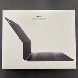 ✔️ Apple iPad Magic Keyboard Case für das 13'' iPad Pro (M4) für angenehmes Tippen, integriertes Trackpad, Reihe mit Funktionstasten, Deutsch - Schwarz