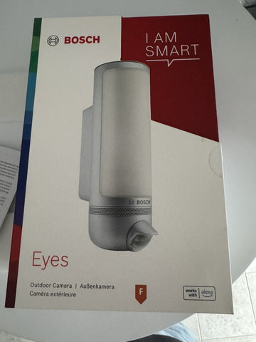 Bosch Smart Home Eyes Außenkamera, Überwachungskamera kompatibel mit Amazon Alexa (Variante Deutschland, Frankreich und Österreich)