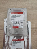 ✔️ WD Red Plus interne Festplatte NAS 10 TB 1x ausgepackt (3,5 Zoll, Workload-Rate 180 TB/Jahr, 7.200 U/min, 256 MB Cache, 215 MB/s ÜbertragungsrateNASware-Firmware für Kompatibilität, 8 Bays) Rot NEU&OVP✔️ / Differenzbesteuert nach §25a