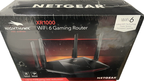 NETGEAR Nighthawk Gaming Router WiFi 6 (AX5400 Speed mit 6 Streams, Pro Gaming WLAN Router mit DumaOS 3.0, verzögerungsfreie Verbindungen, XR1000)